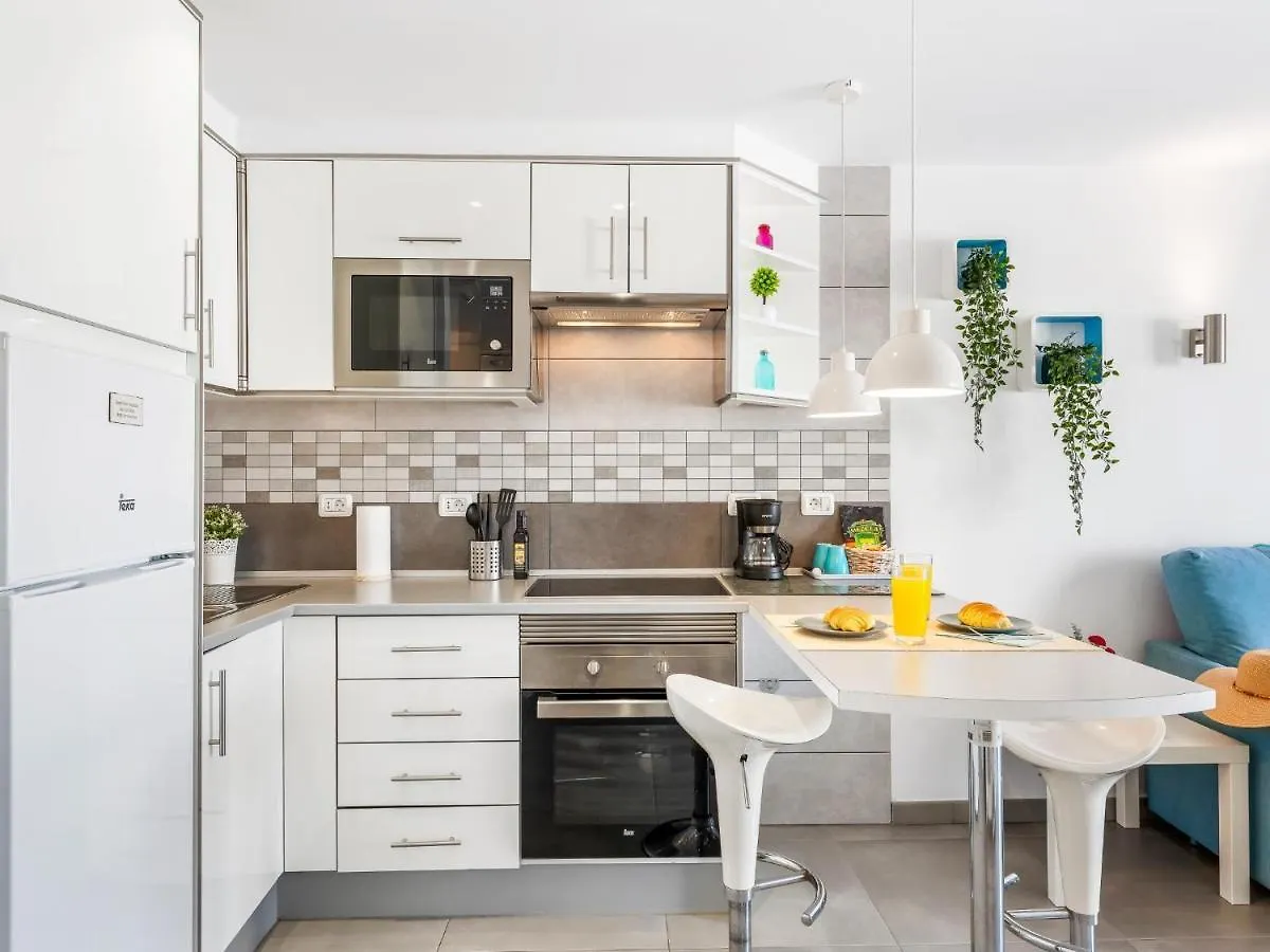 B16 Windsor Park, Exclusive Sea View, Heated Pool Apartman Costa Adeje